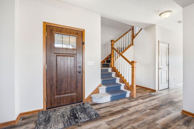 7000 Jenks Drive, Rockford, MN 55373