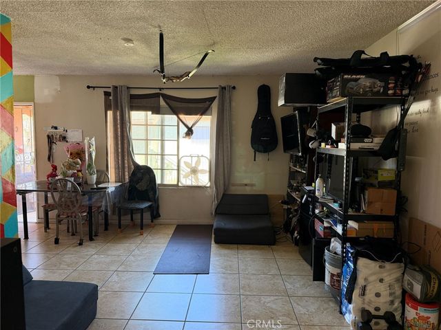 2301 S. Center Street, Santa Ana, CA 92704