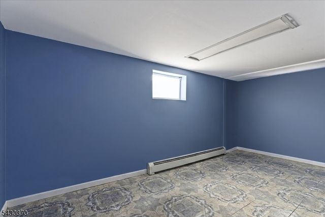 136 Cedar St, Cliffside Park Boro, NJ 07010