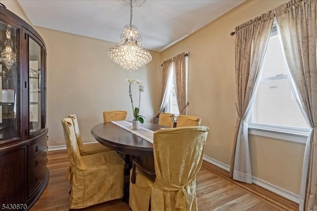 136 Cedar St, Cliffside Park Boro, NJ 07010