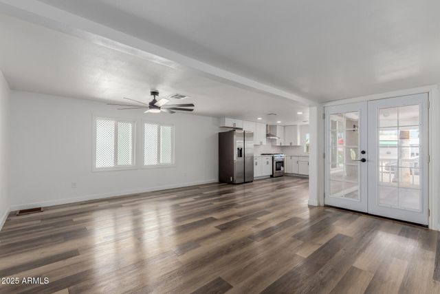 2050 W Dunlap Avenue D52, Phoenix, AZ 85021