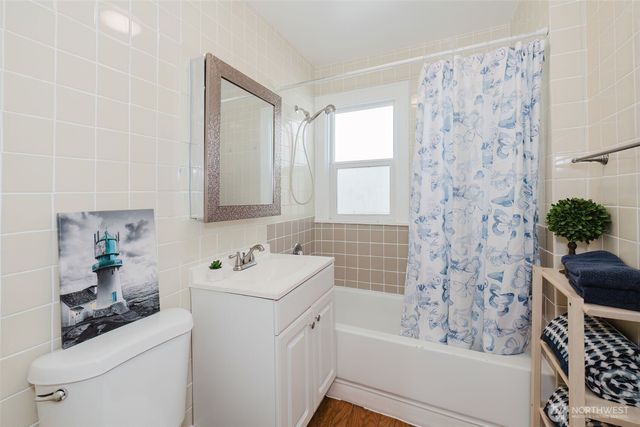 1108 Warren Avenue, Bremerton, WA 98337