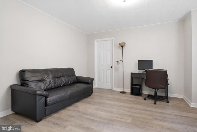 3514 WALNUT ST, Harrisburg, PA 17109