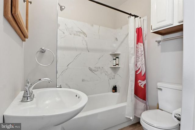 3514 WALNUT ST, Harrisburg, PA 17109