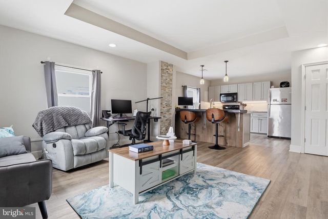 3514 WALNUT ST, Harrisburg, PA 17109