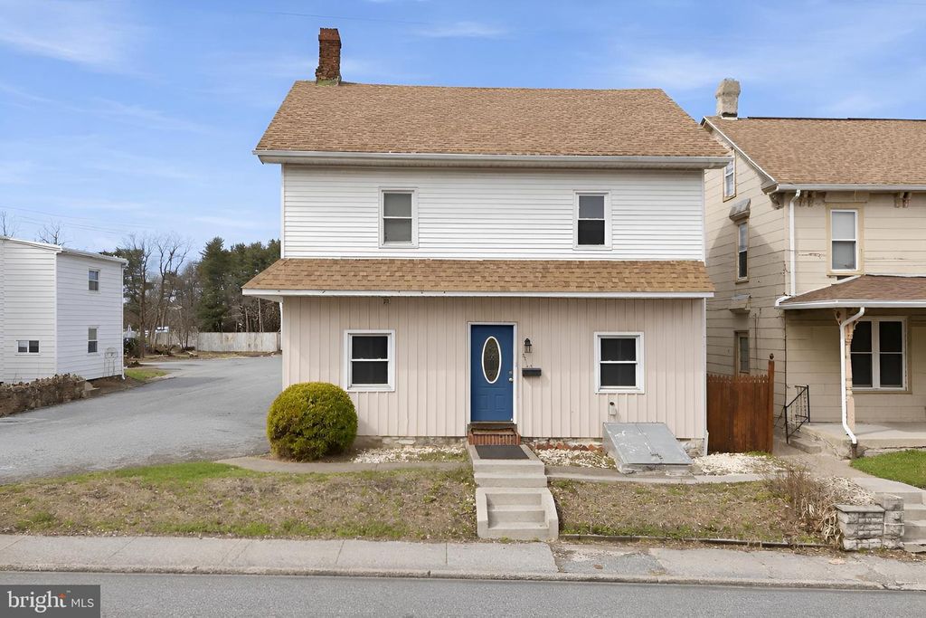 3514 WALNUT ST, Harrisburg, PA 17109