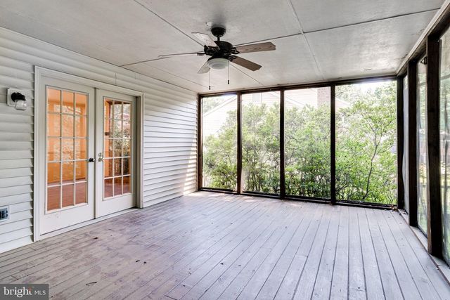 5931 OAKLAND PARK DR, Burke, VA 22015