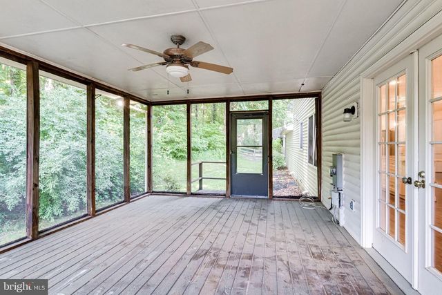 5931 OAKLAND PARK DR, Burke, VA 22015