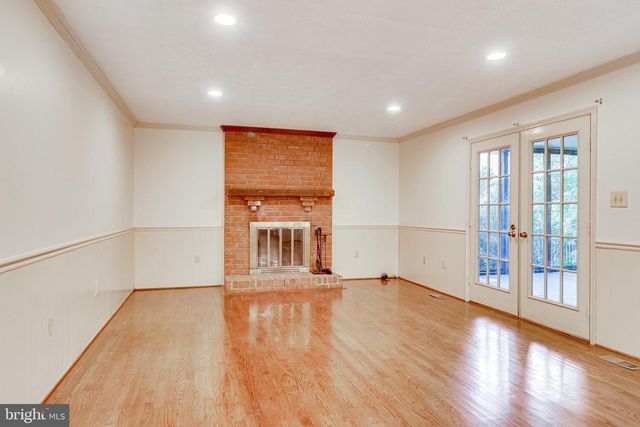 5931 OAKLAND PARK DR, Burke, VA 22015