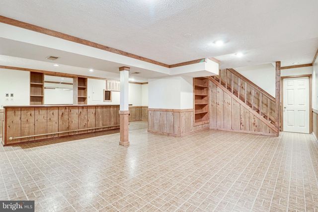 5931 OAKLAND PARK DR, Burke, VA 22015