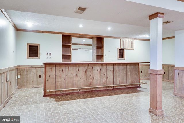 5931 OAKLAND PARK DR, Burke, VA 22015