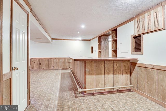 5931 OAKLAND PARK DR, Burke, VA 22015