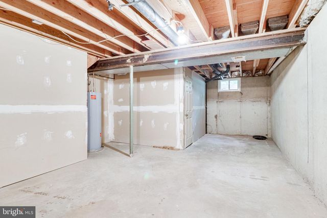 5931 OAKLAND PARK DR, Burke, VA 22015