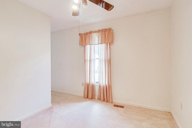 5931 OAKLAND PARK DR, Burke, VA 22015