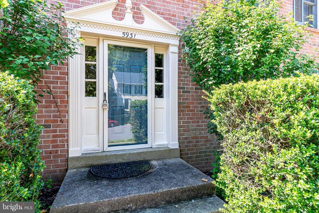 5931 OAKLAND PARK DR, Burke, VA 22015