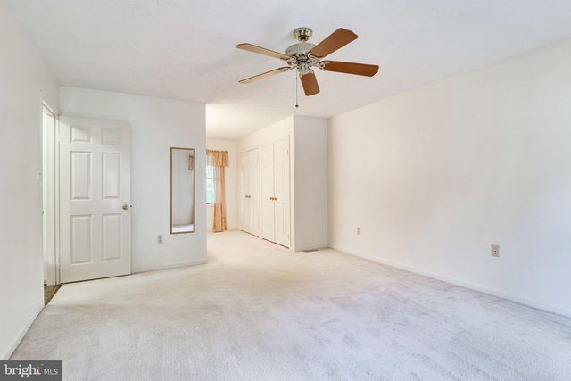 5931 OAKLAND PARK DR, Burke, VA 22015