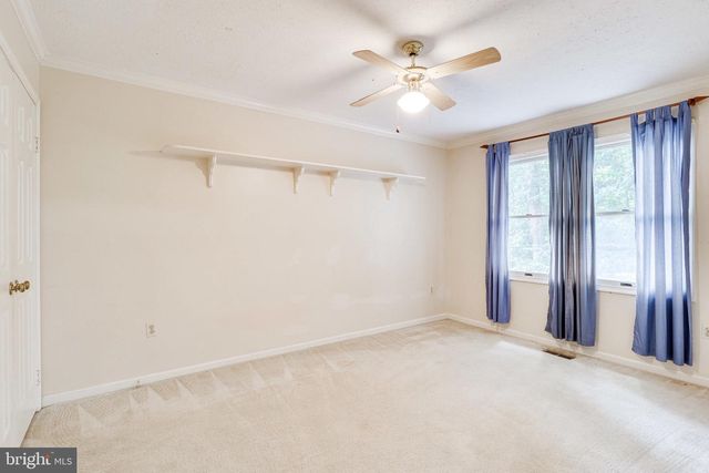 5931 OAKLAND PARK DR, Burke, VA 22015