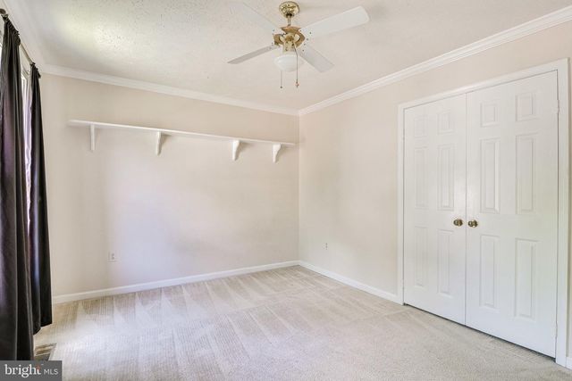 5931 OAKLAND PARK DR, Burke, VA 22015