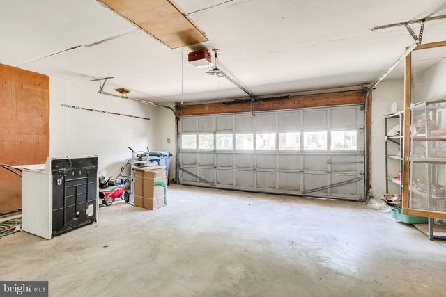 5931 OAKLAND PARK DR, Burke, VA 22015