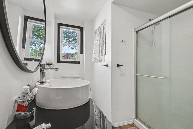 144 E 16th Street, Holland, MI 49423
