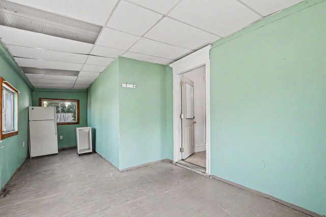 144 E 16th Street, Holland, MI 49423