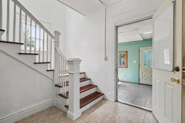 144 E 16th Street, Holland, MI 49423