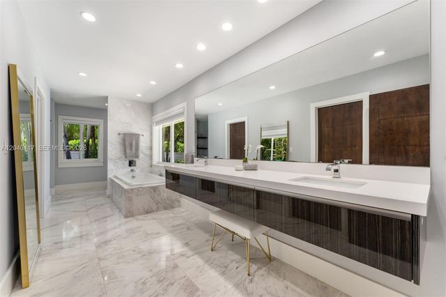 11721 Jacaranda Place, Coral Gables, FL 33156