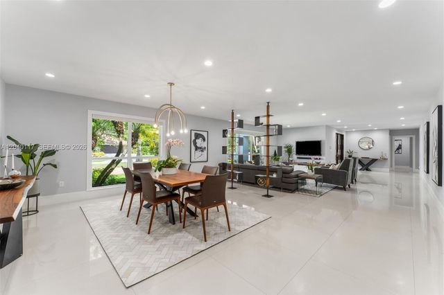 11721 Jacaranda Place, Coral Gables, FL 33156