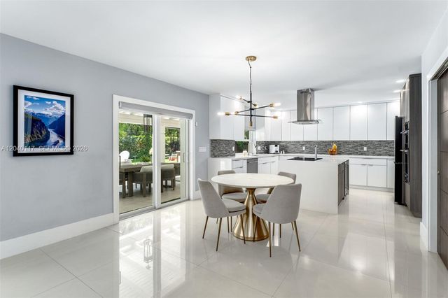 11721 Jacaranda Place, Coral Gables, FL 33156
