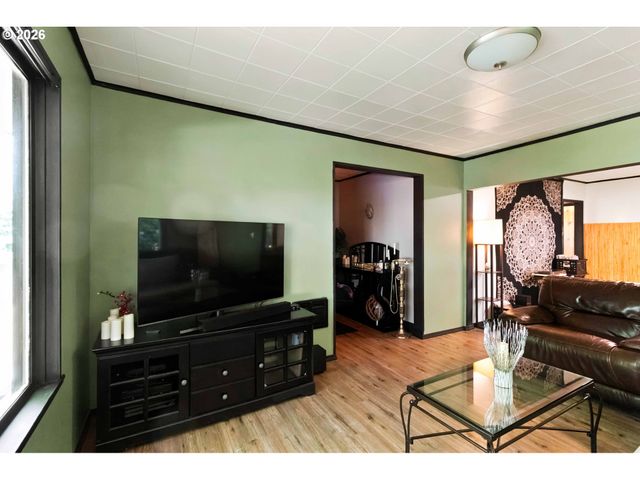 502 17TH Ave, Longview, WA 98632