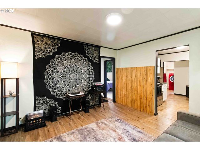 502 17TH Ave, Longview, WA 98632