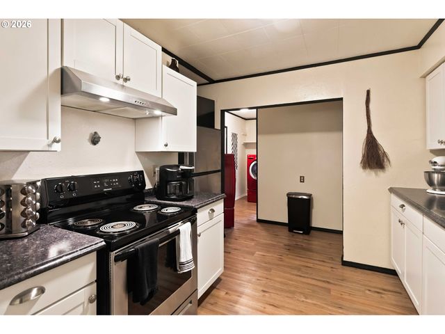 502 17TH Ave, Longview, WA 98632