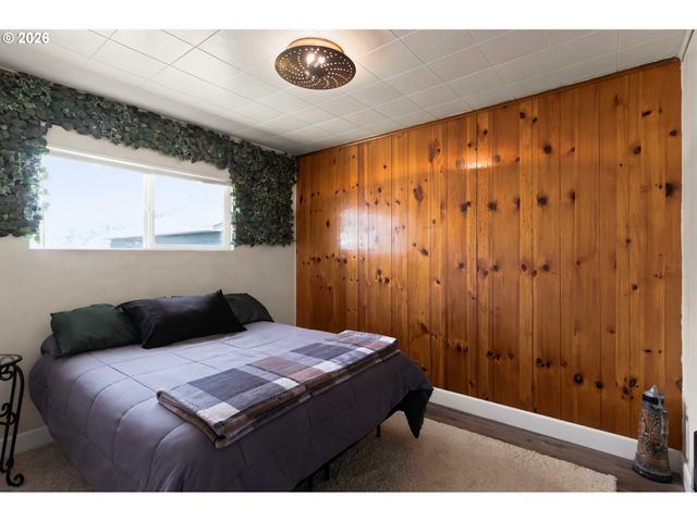 502 17TH Ave, Longview, WA 98632