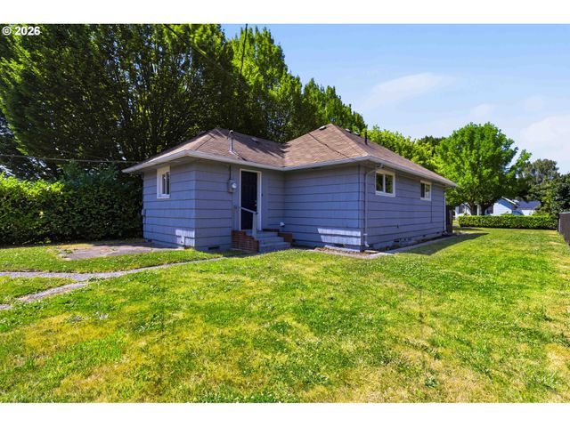 502 17TH Ave, Longview, WA 98632