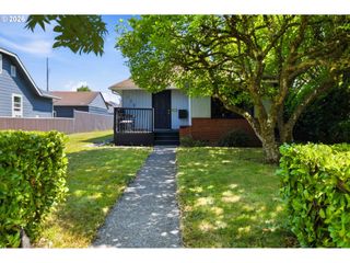 502 17TH Ave, Longview, WA 98632