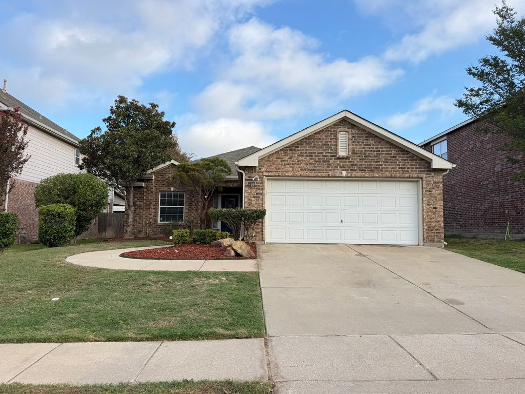 4413 Chris Drive, Fort Worth, TX 76244 — photo 2