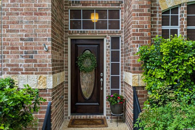 18730 Danforth Cv, San Antonio, TX 78258