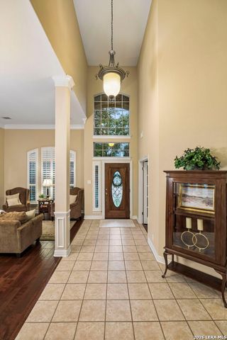 18730 Danforth Cv, San Antonio, TX 78258