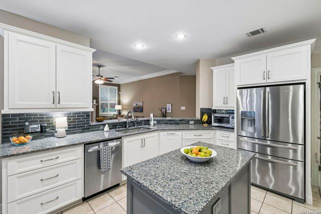 18730 Danforth Cv, San Antonio, TX 78258