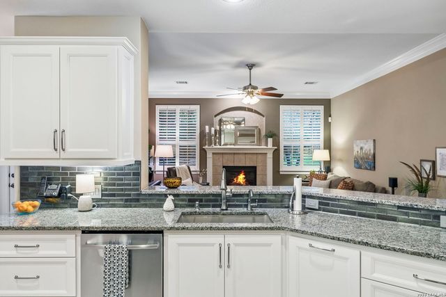 18730 Danforth Cv, San Antonio, TX 78258