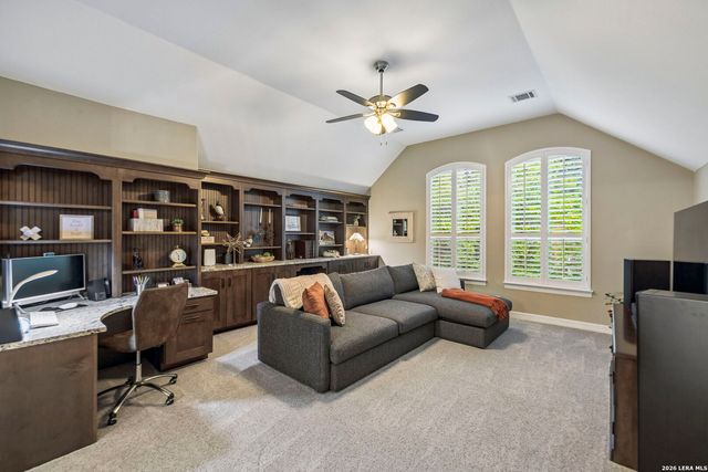 18730 Danforth Cv, San Antonio, TX 78258