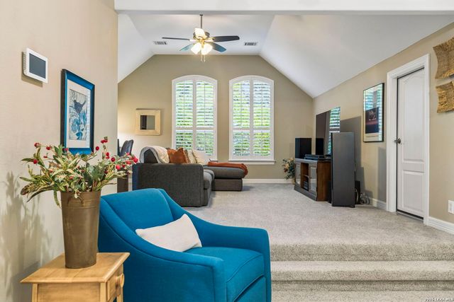 18730 Danforth Cv, San Antonio, TX 78258