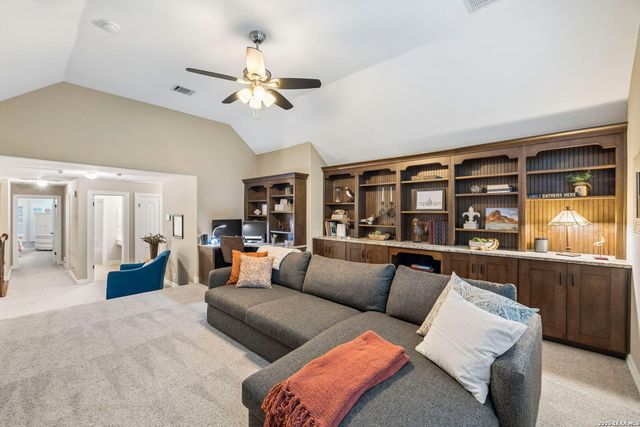 18730 Danforth Cv, San Antonio, TX 78258