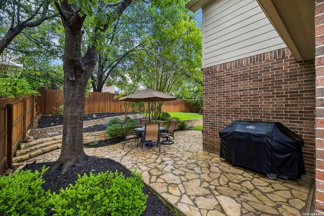 18730 Danforth Cv, San Antonio, TX 78258