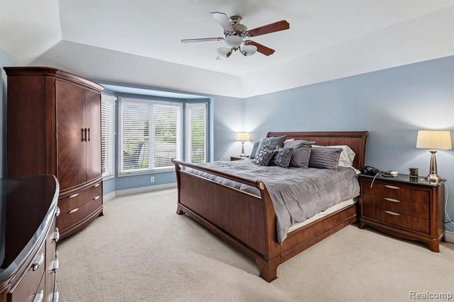 55260 Belmont Drive, Shelby Twp, MI 48315