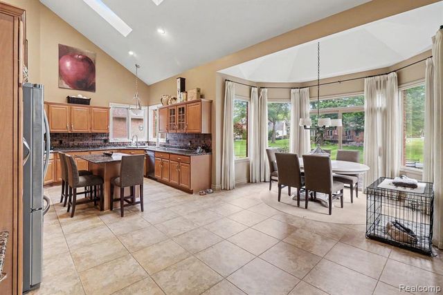 55260 Belmont Drive, Shelby Twp, MI 48315