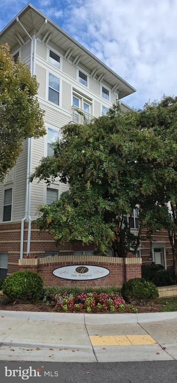 9490 VIRGINIA CENTER BLVD #127, Vienna, VA 22181
