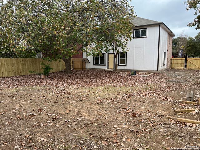 8006 Avellano, San Antonio, TX 78250