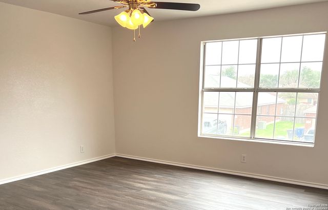 8006 Avellano, San Antonio, TX 78250