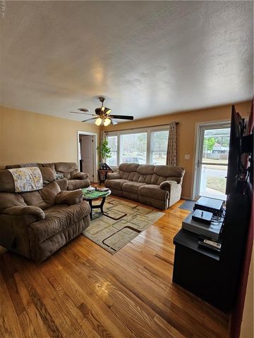 1137 Leland CIR, Virginia Beach, VA 23464